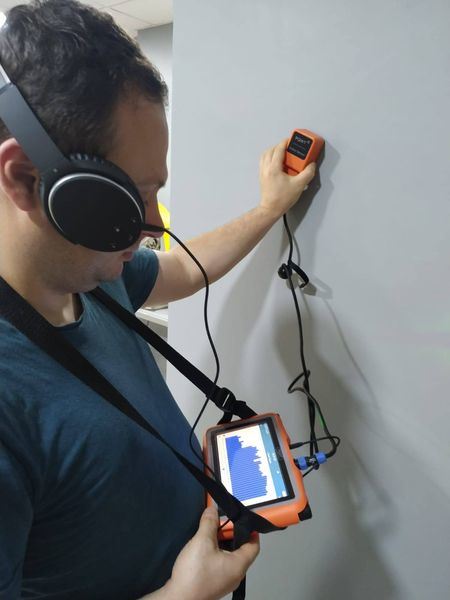 Pqwt-L7000 Detektor kebocoran pipa dalam ruangan dan dalam ruangan dengan kedalaman 5m 6